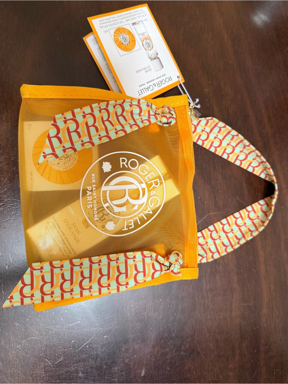 Fleur d’Osmanthus Yellow Bath & Body Gift Set